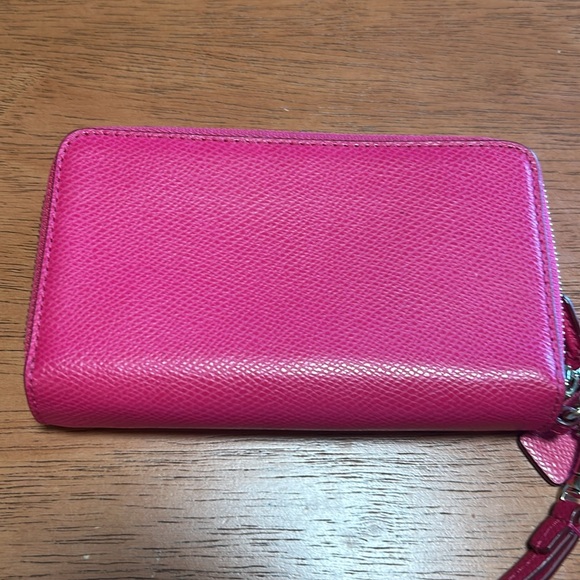 Coach Wristlet - Picture 3 of 6